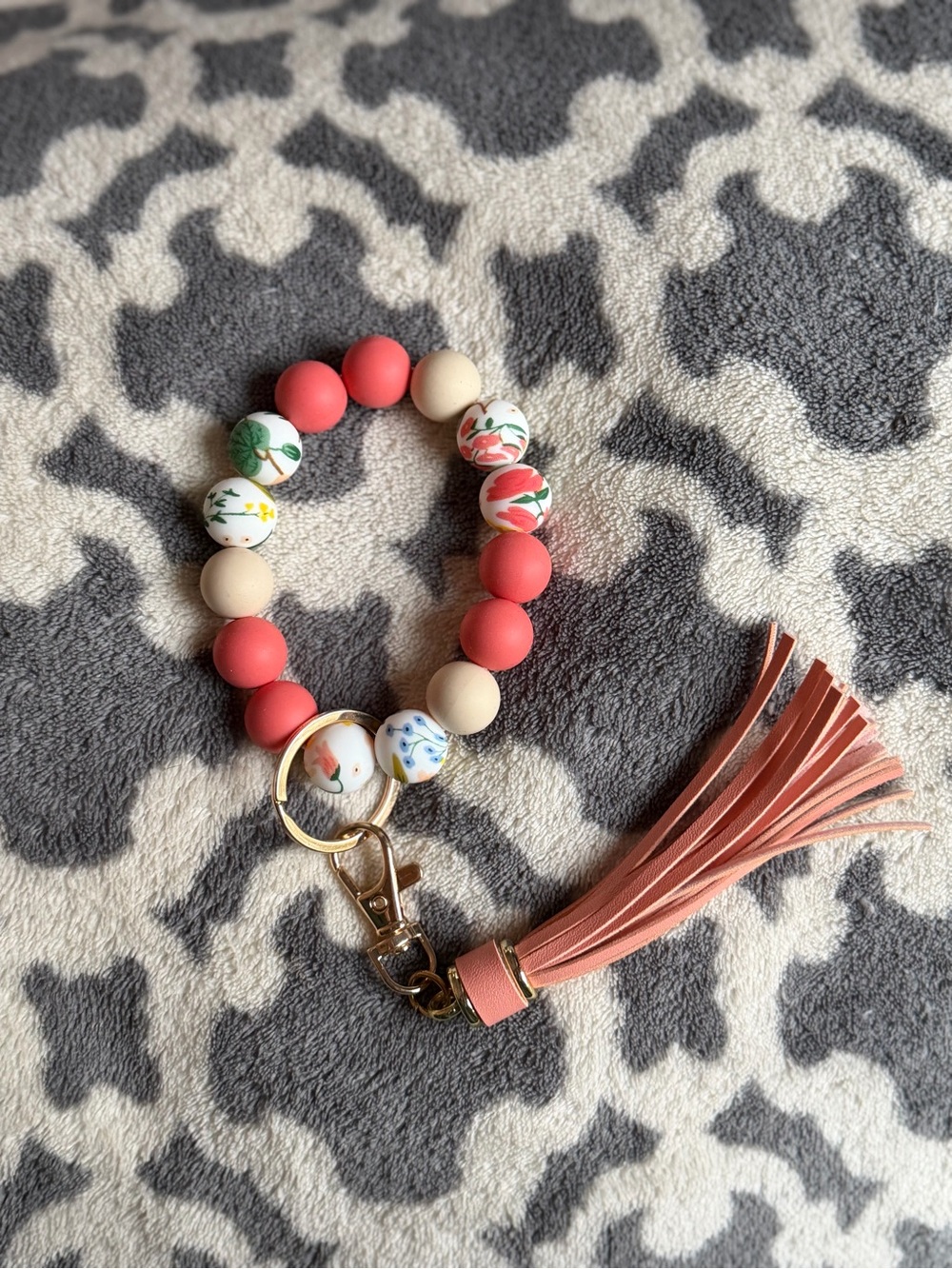 Beaded Silicone Wristlet Keychain with Pink Tassel